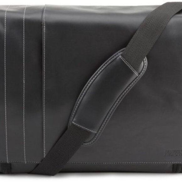 Kenneth‎ Cole Reaction Messenger Bag - Picture 2 of 5